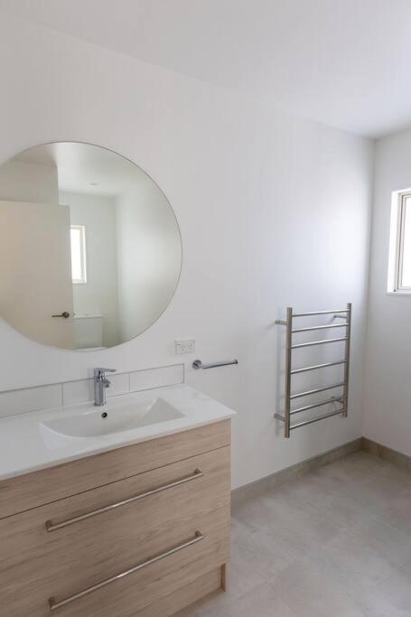 Mount Maunganui Self Contained Flat By The Beach Εξωτερικό φωτογραφία